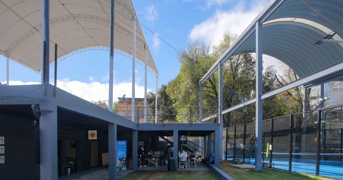 Cancha de pádel en Fazer Padel, San Benito - Patiño