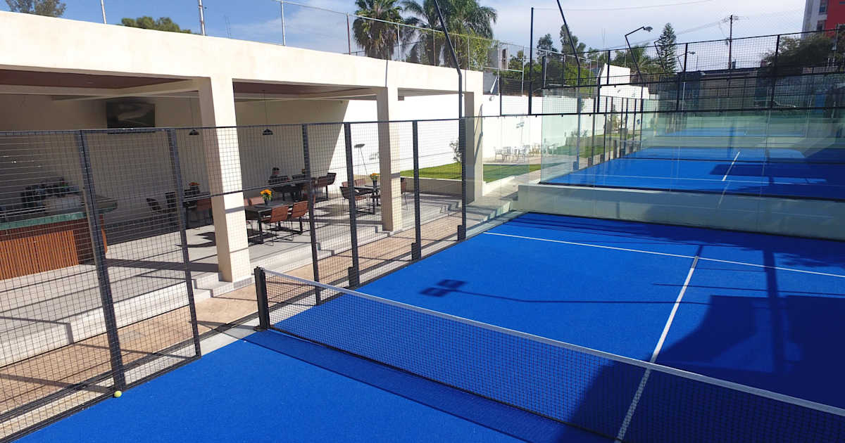 Cancha de pádel en Luum Padel & Social Club, Zapopan