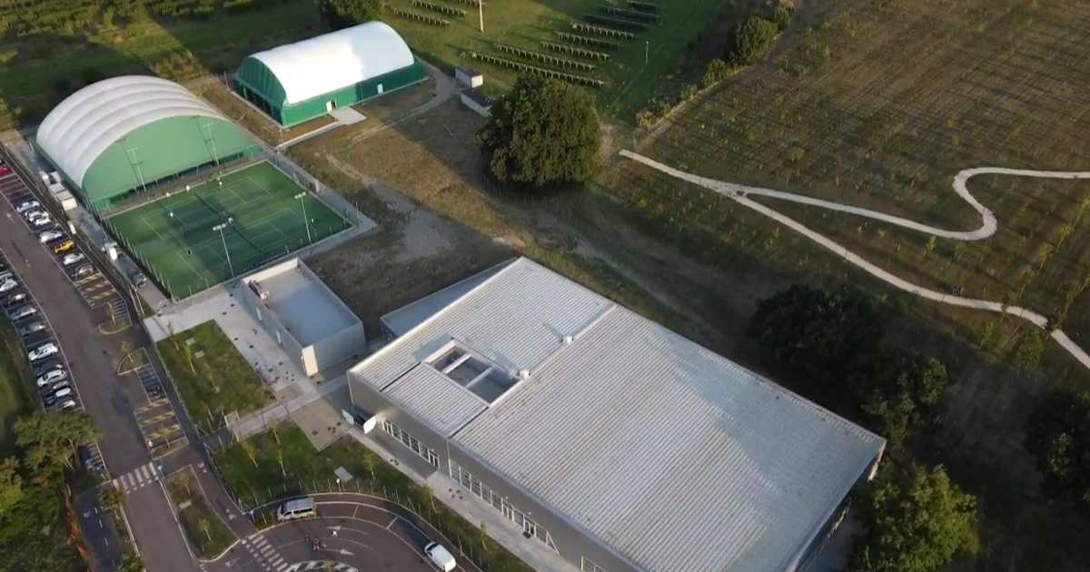 Cancha de pádel en Parco dello Sport Maranello, Maranello