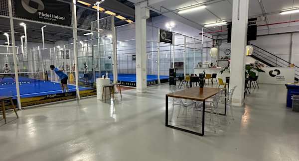 Padel Indoor Les Cabanyes