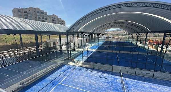 Oasis Racquet & Social Club