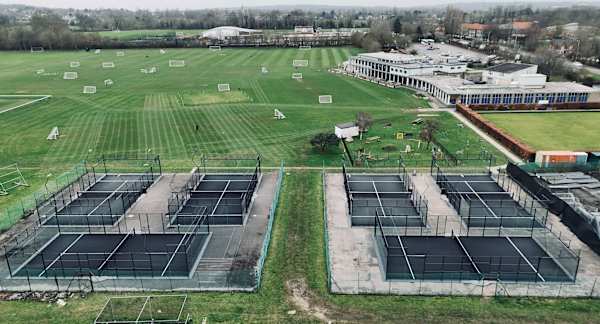 Padel Tree @ Metropolitan Bushey