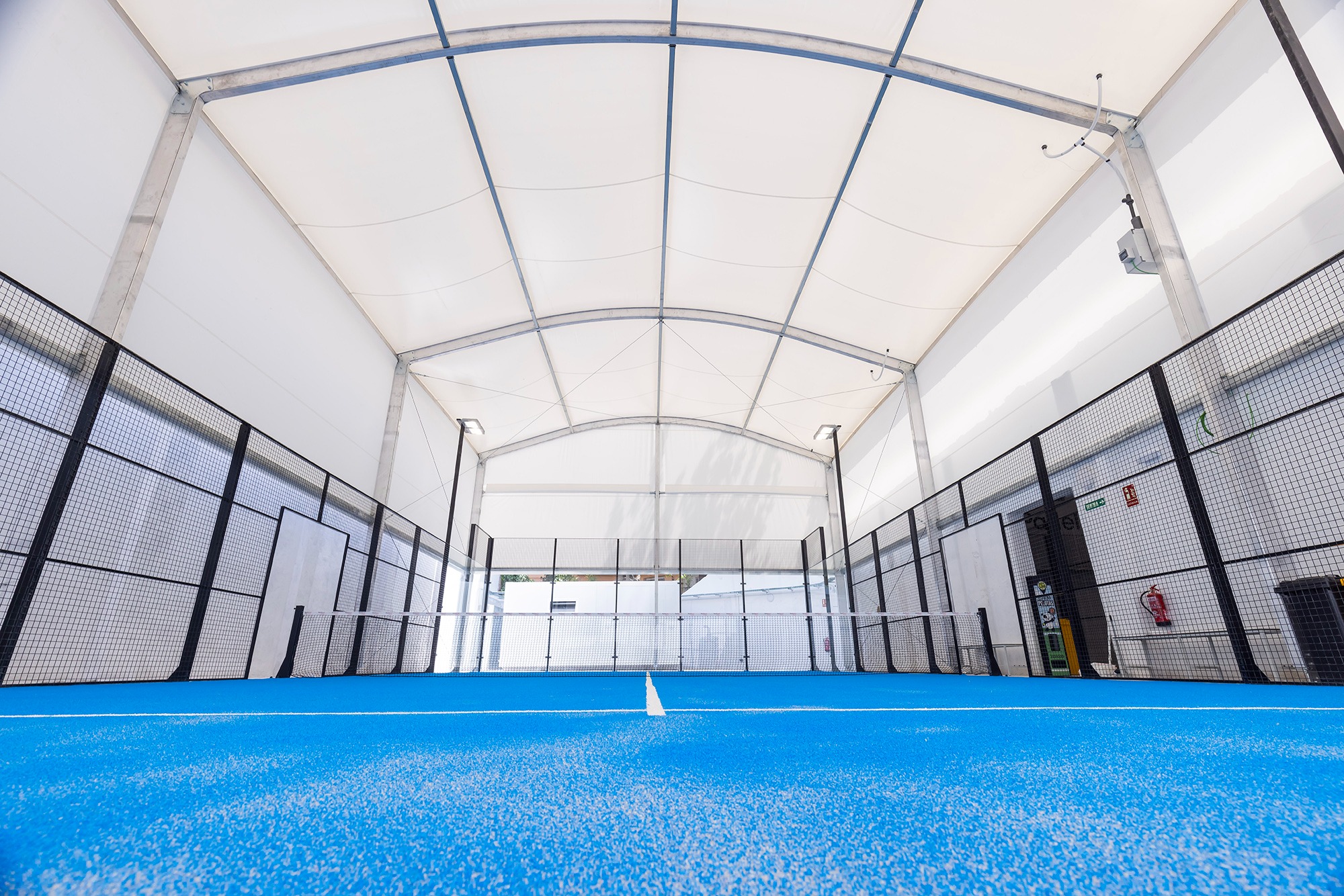 The Padel Box Les Corts padel courts