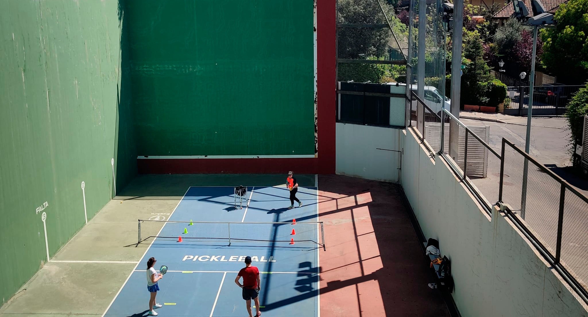White Flakes Padel Center