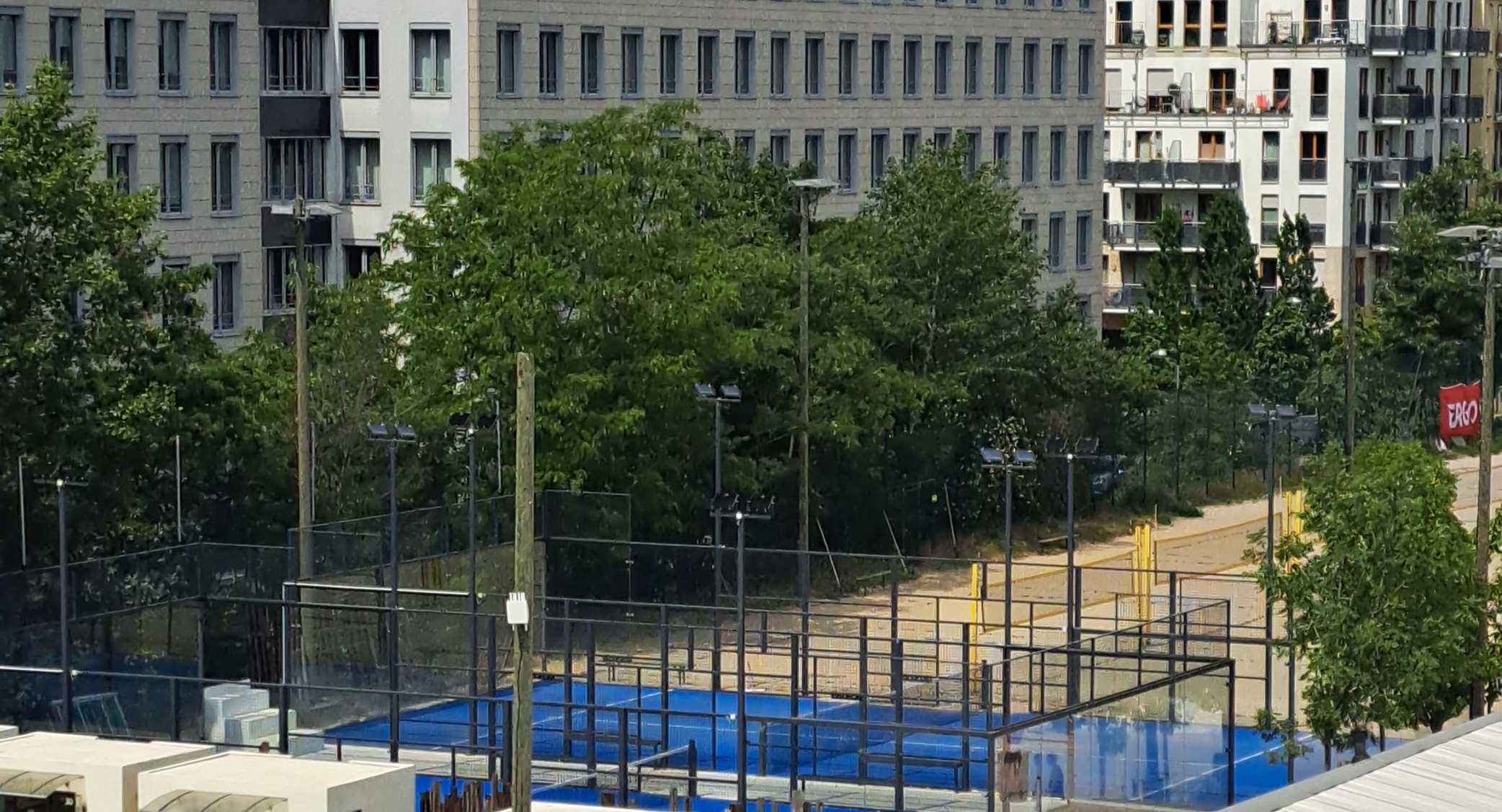 BeachMitte padel courts