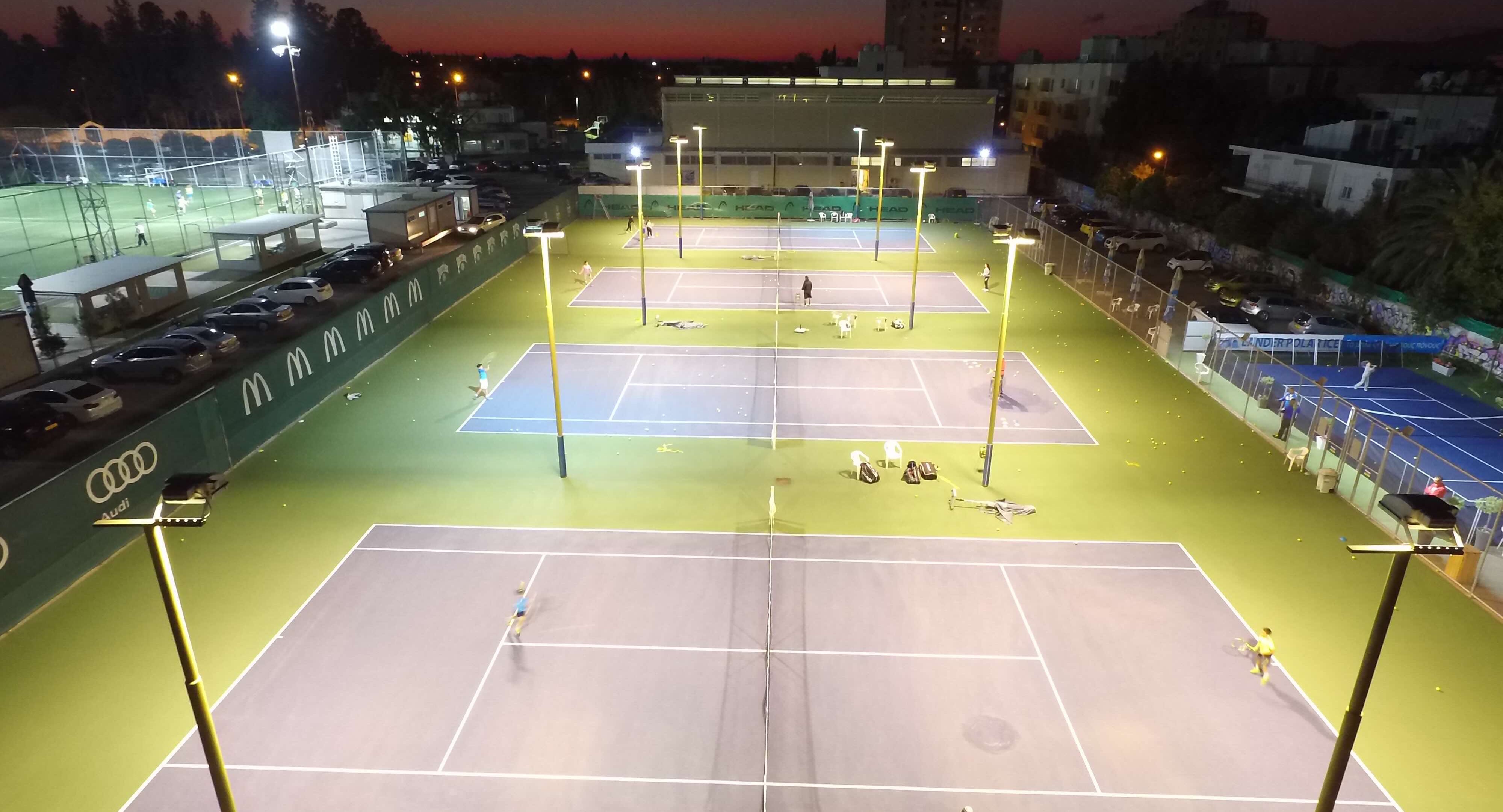 Masters Tennis Academy padel courts