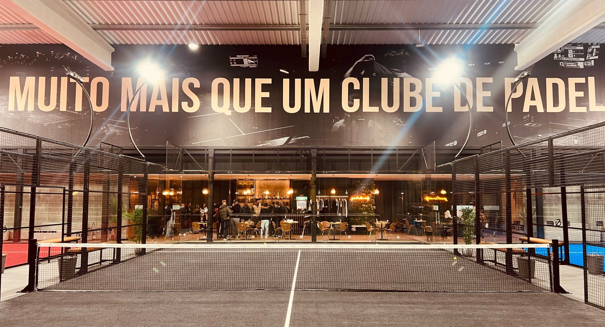 FOURLUX PADEL CENTER - Paços de Ferreira