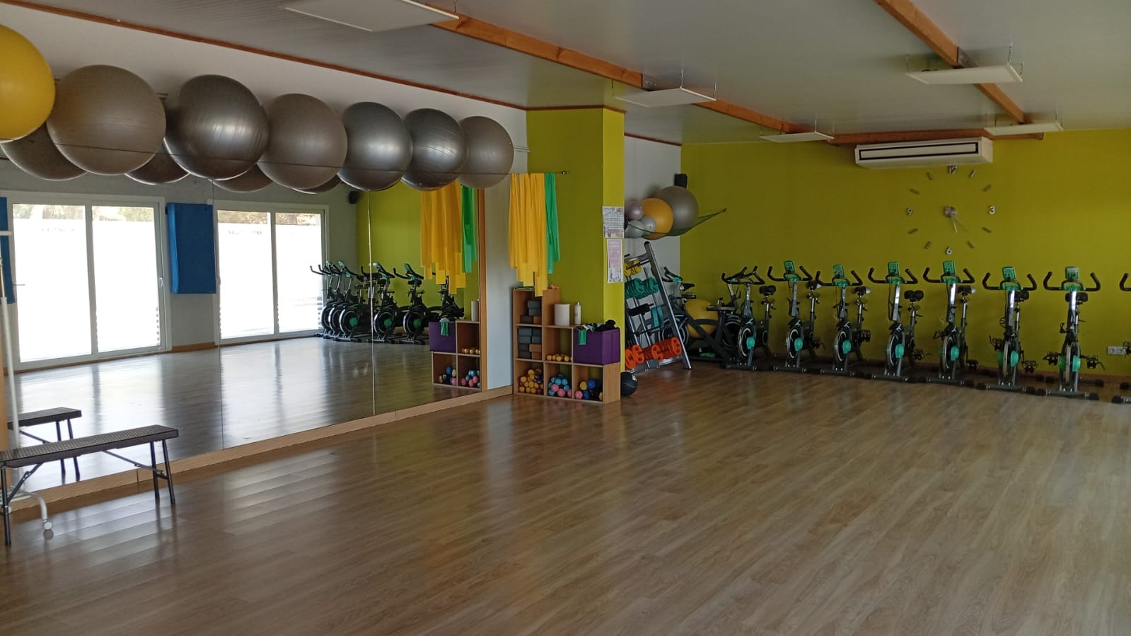 Club Tennis Piera padel courts