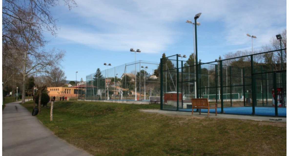 Pinedes del castellet padel courts