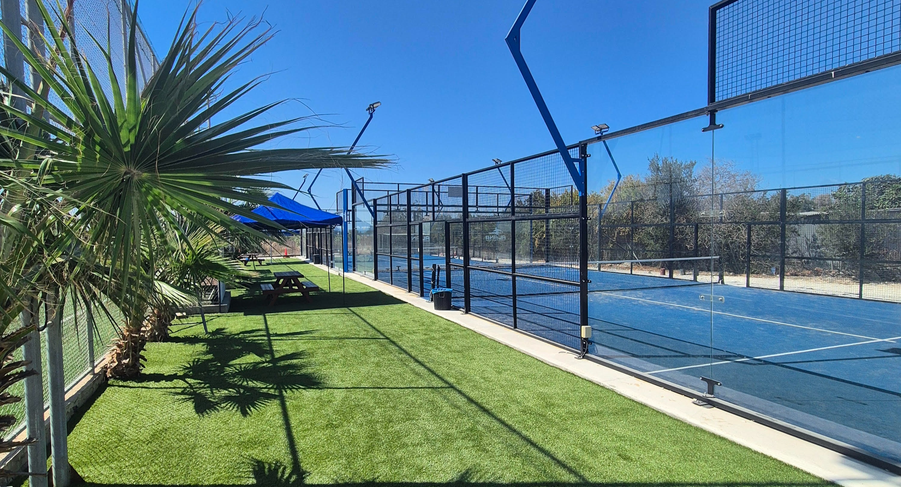 Alana Sports Center padel courts