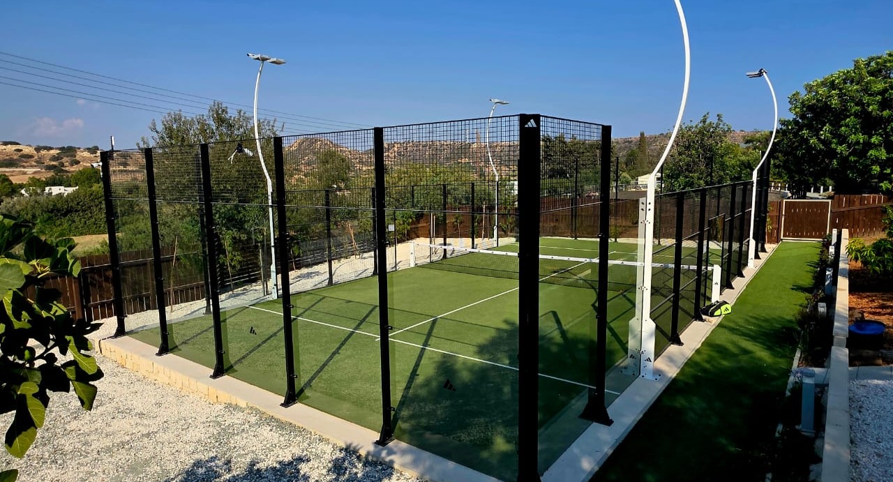 Green Hills Padel Club - Pissouri padel courts