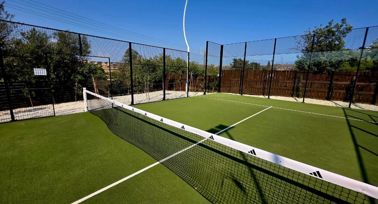 Green Hills Padel Club - Pissouri padel courts