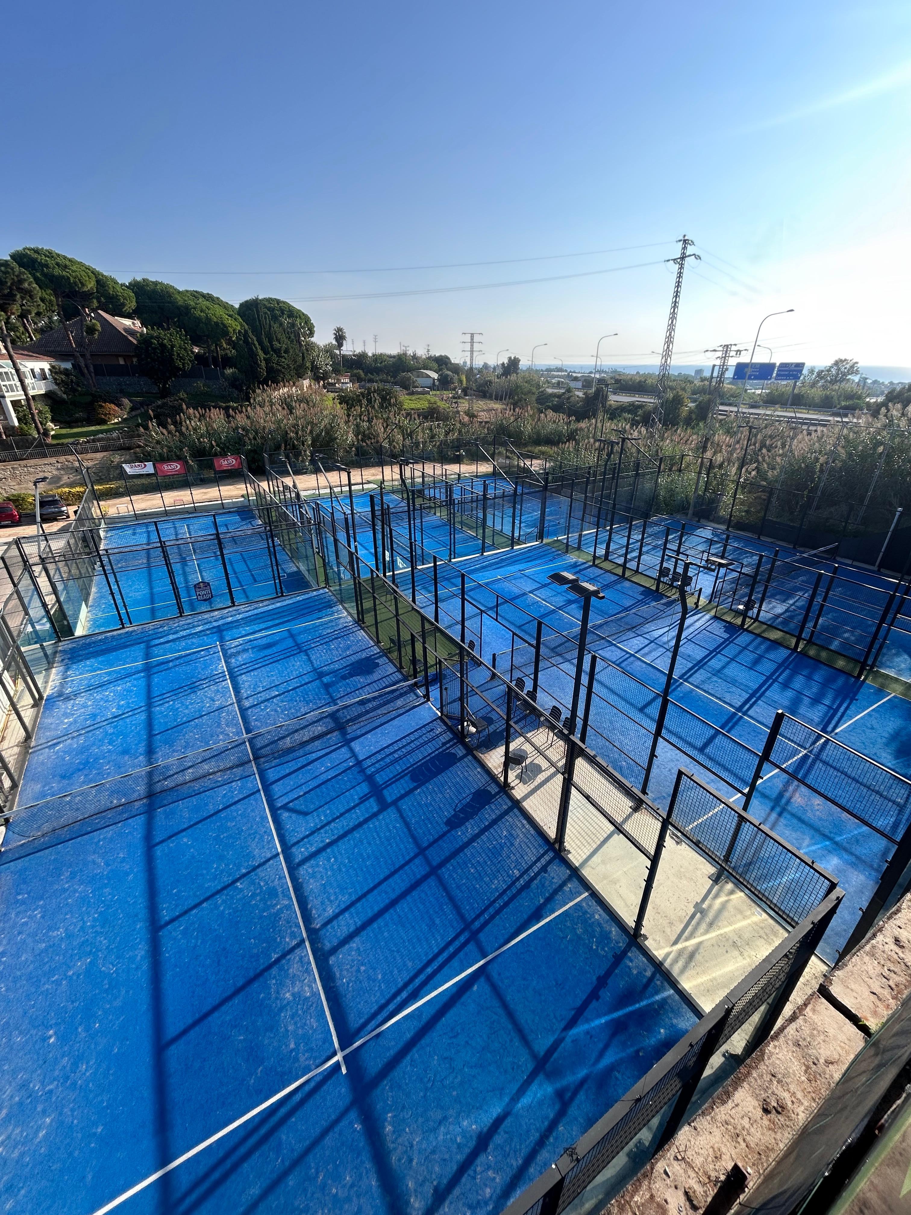 Wolf Padel Club  Cabrils padel courts