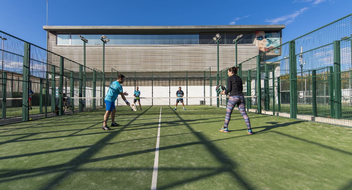 CET 10 CEM Maresme padel courts