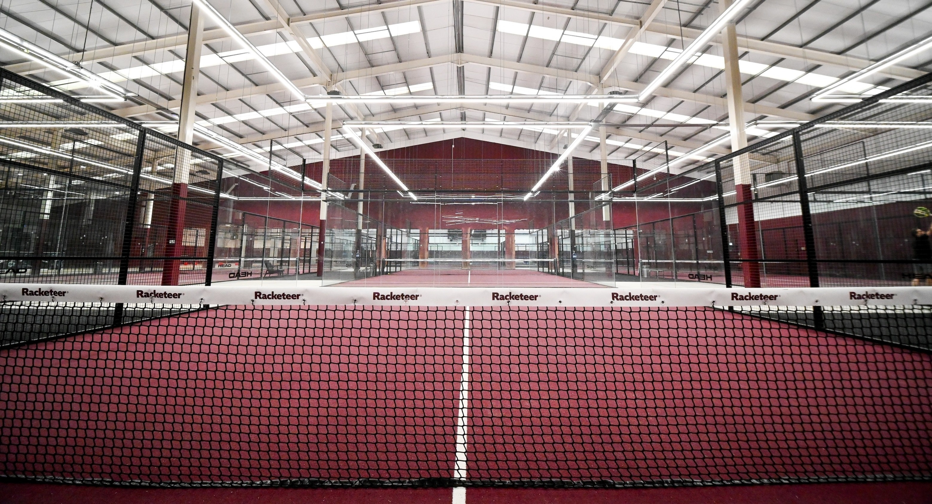 Racketeer padel courts