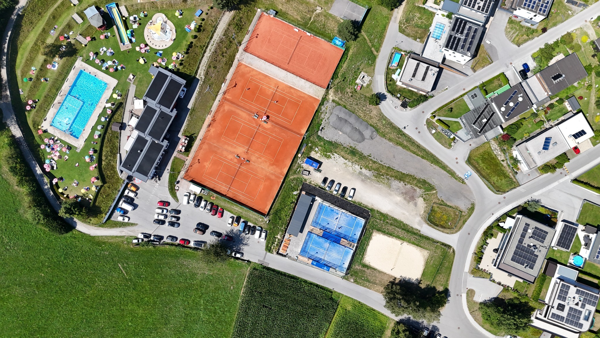 Alp Padel Tirol - Mutters – club photo 9