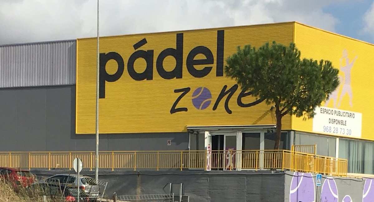 Pádel Zone — photo 1 of 3