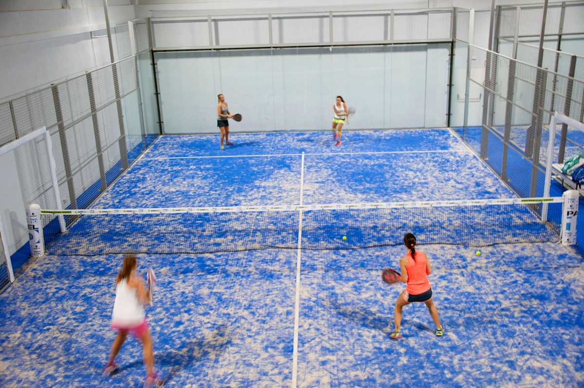 Padel Indoor Lloret — photo 1 of 2