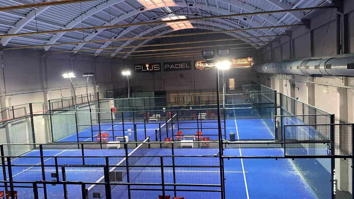 Pluspadel Indoor — photo 1 of 6