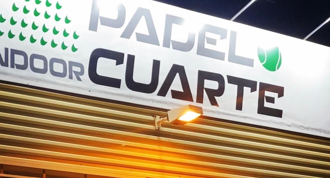Padel Indoor Cuarte — photo 1 of 4
