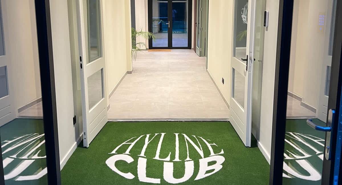 Hyline Club