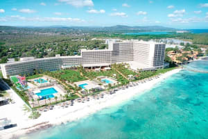 RIU