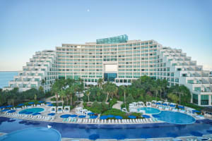 Live Aqua Beach Resort Cancun