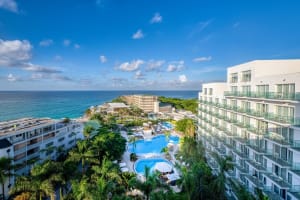 Sonesta Maho Beach Resort, Casino & Spa