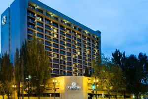 DoubleTree by Hilton Portland-Lloyd Center