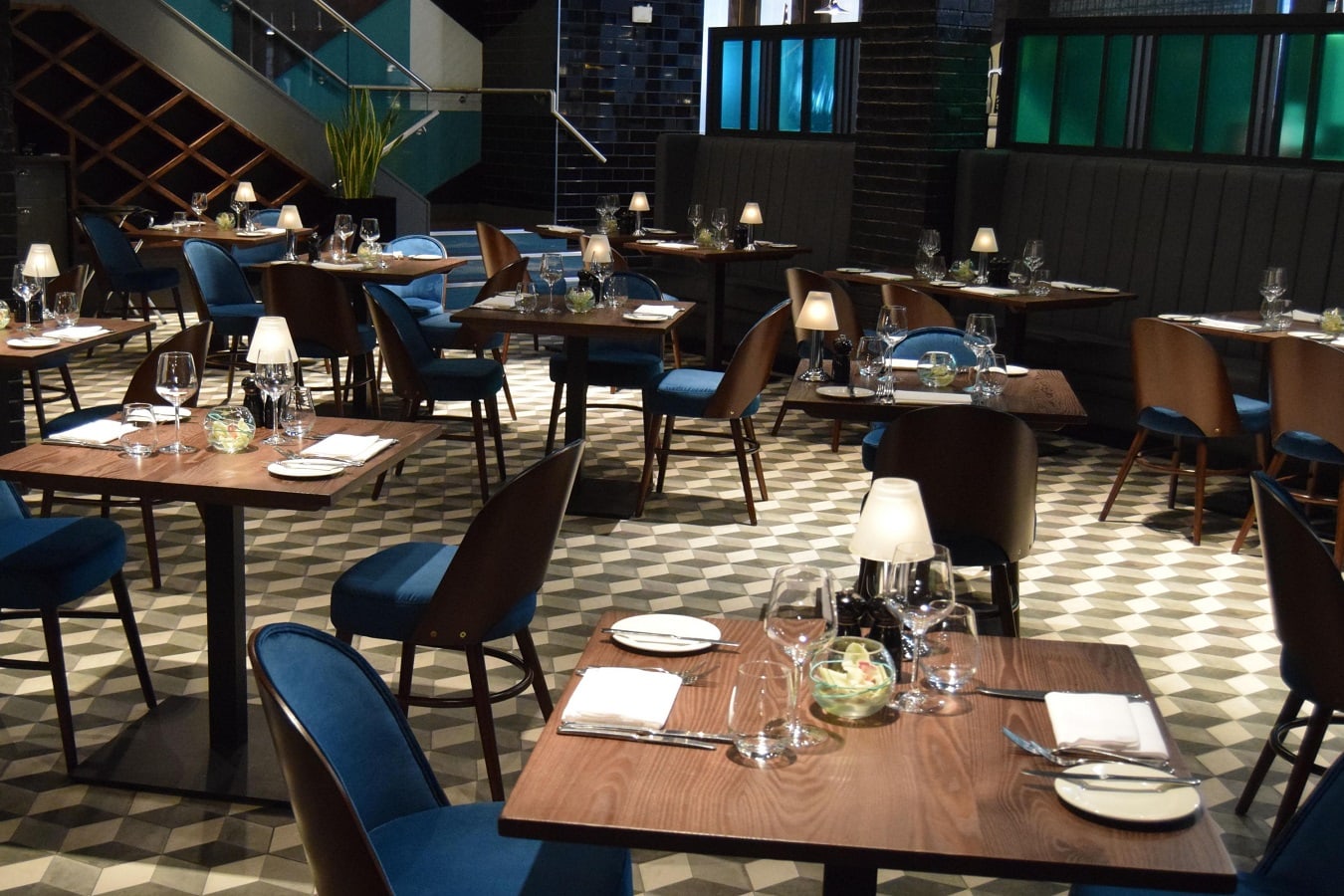 Dining Dining