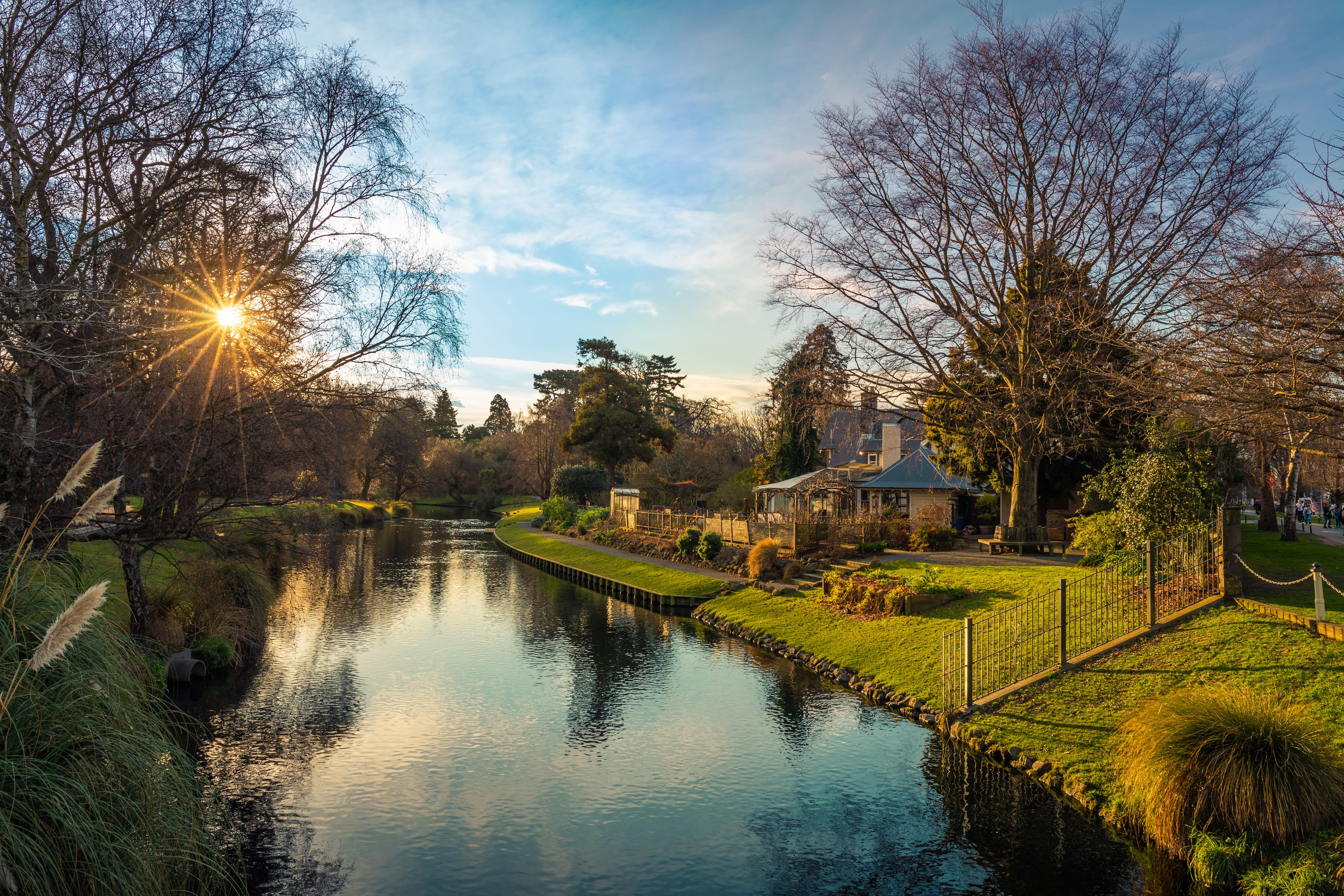 christchurch-avon-river-as.jpg