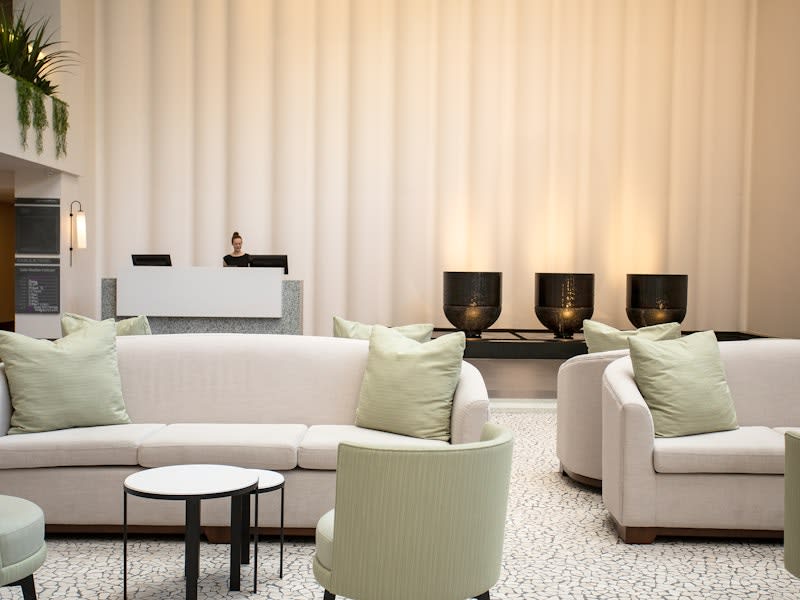 Hamilton Island Reef Hotel