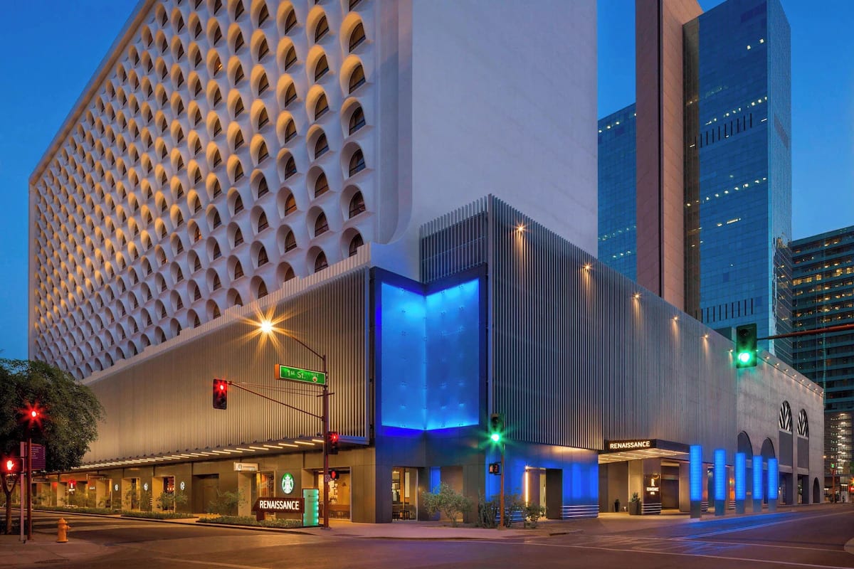 Phoenix Raceway Hotels Renaissance Phoenix Downtown Hotel