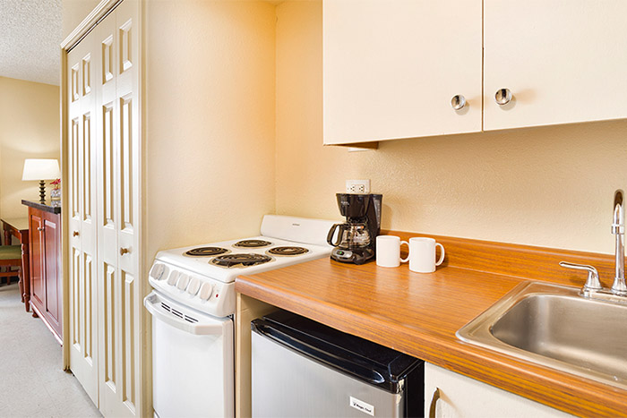 Ohia Waikiki Studio Suites
