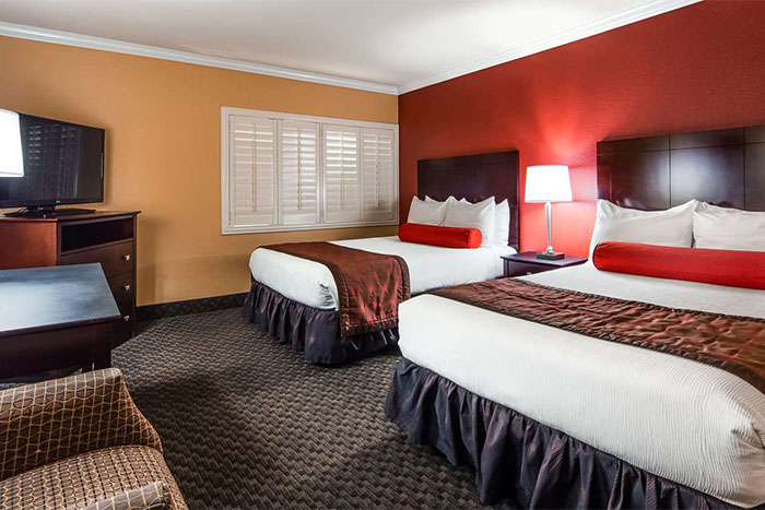 Best Western Plus Casino Royale