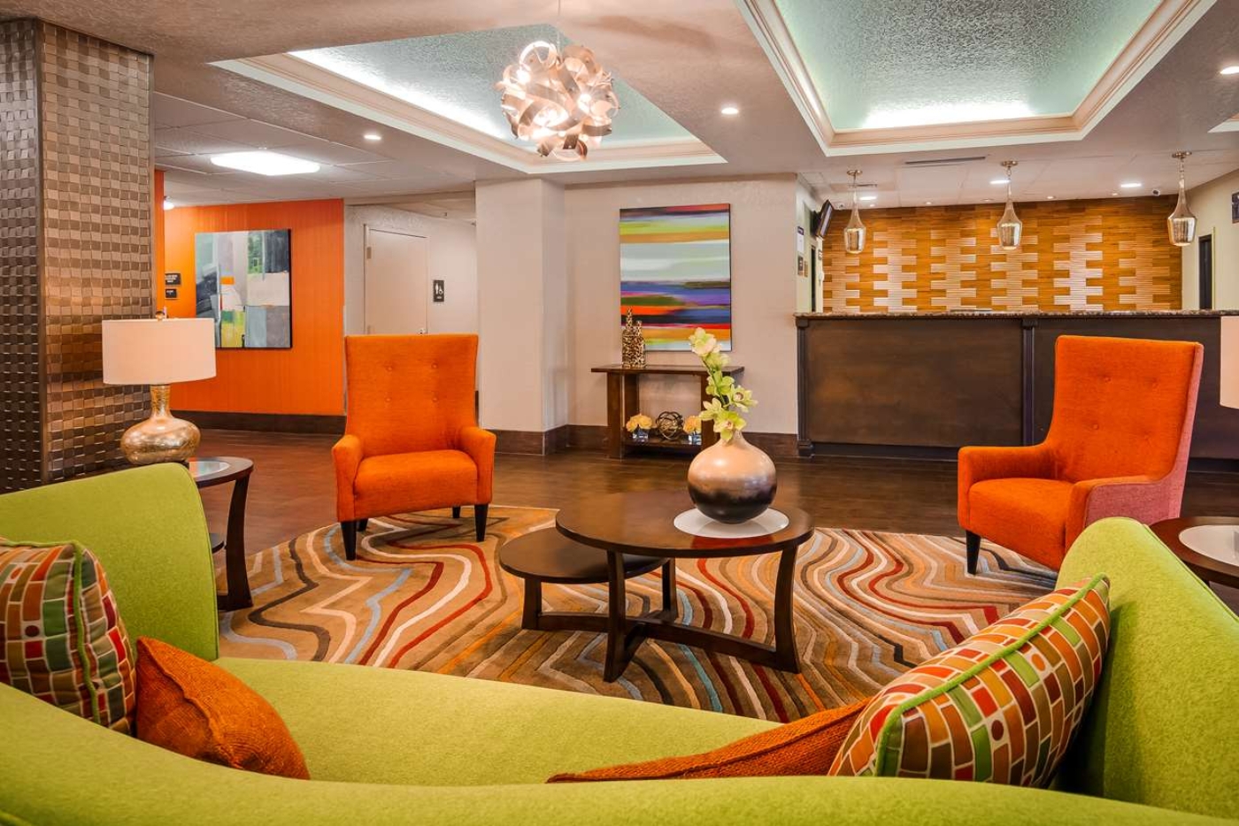 Best Western Plus Universal Inn