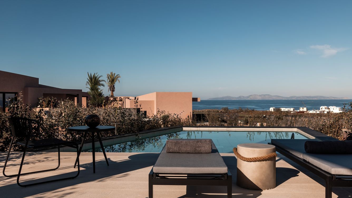 Domes Novos Santorini, Autograph Collection