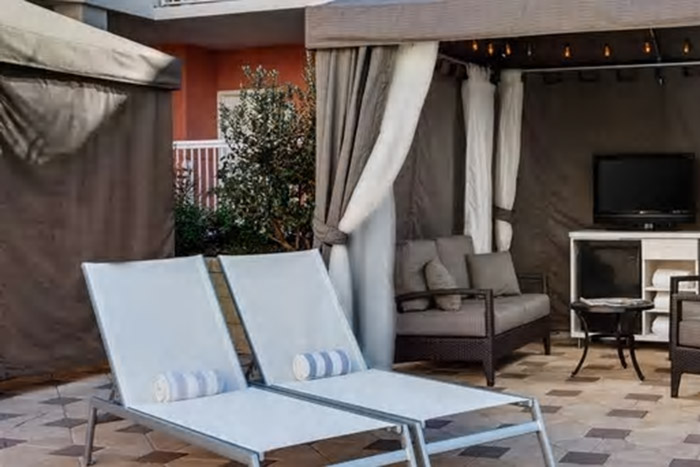 Embassy Suites by Hilton Orlando - Lake Buena Vista Resort