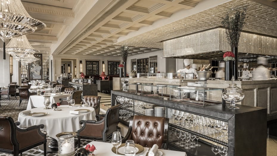 Four Seasons Hotel Hong Kong