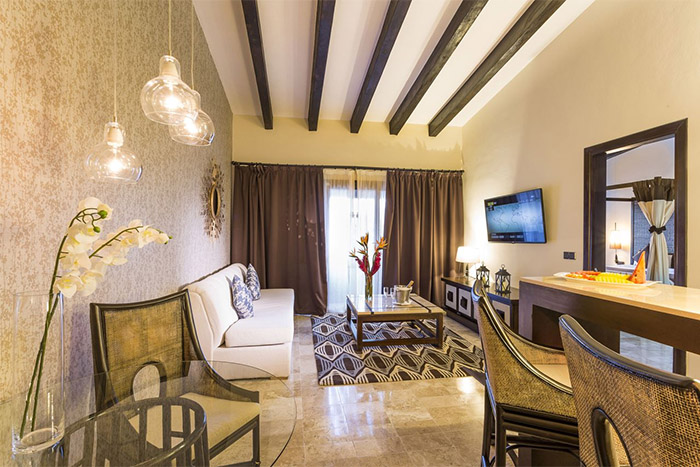 Grand Palladium Colonial Resort & Spa