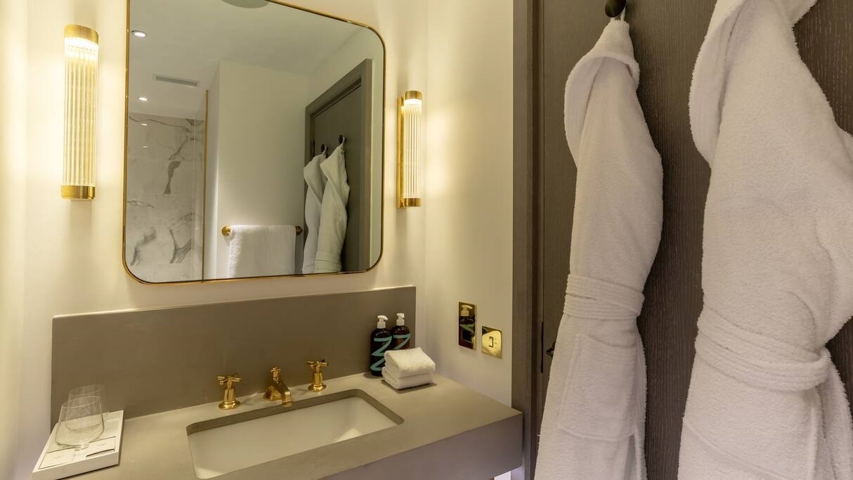 Hart Shoreditch Hotel London, Curio Collection by Hilton