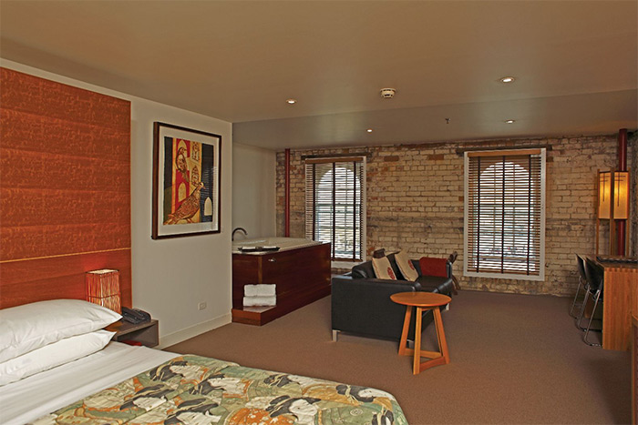 The Henry Jones Art Hotel