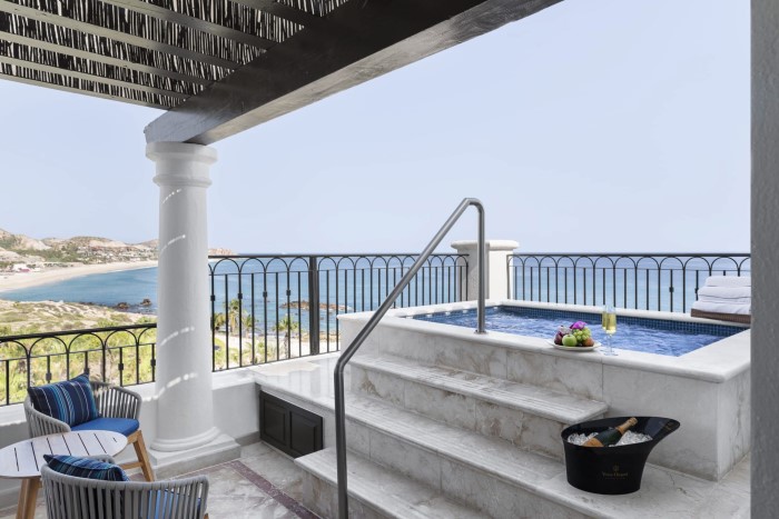 Hilton Los Cabos Beach & Golf Resort