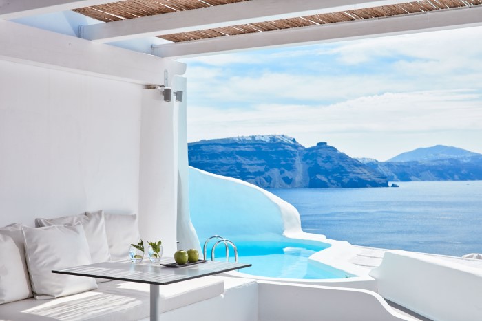 Katikies Santorini - The Leading Hotels of the World