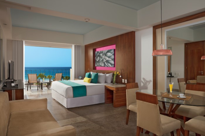 Krystal Grand Los Cabos