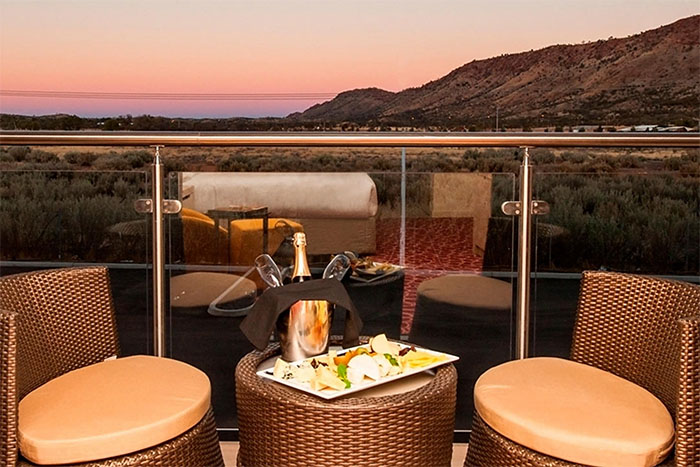Crowne Plaza Alice Springs Lasseters