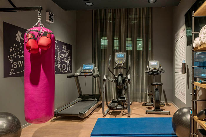 Moxy Glasgow Merchant City