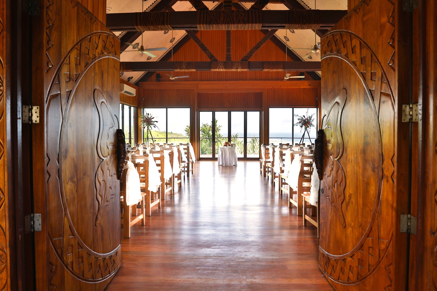 Outrigger Fiji Beach Resort