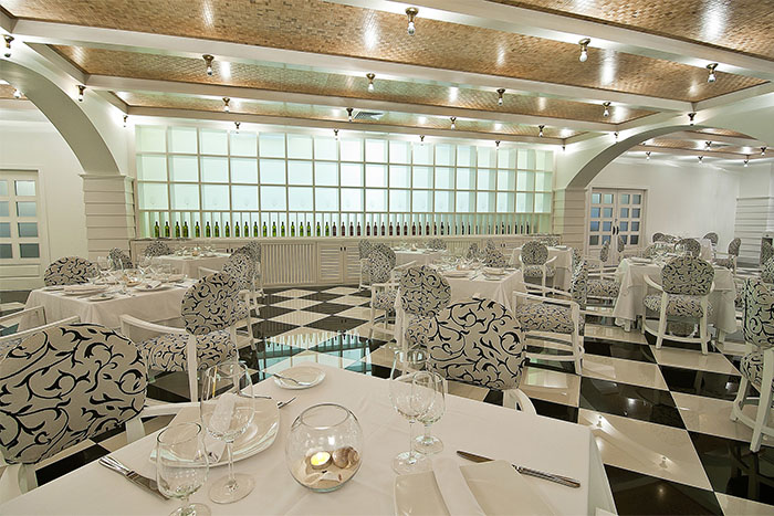 Ocean Maya Royale