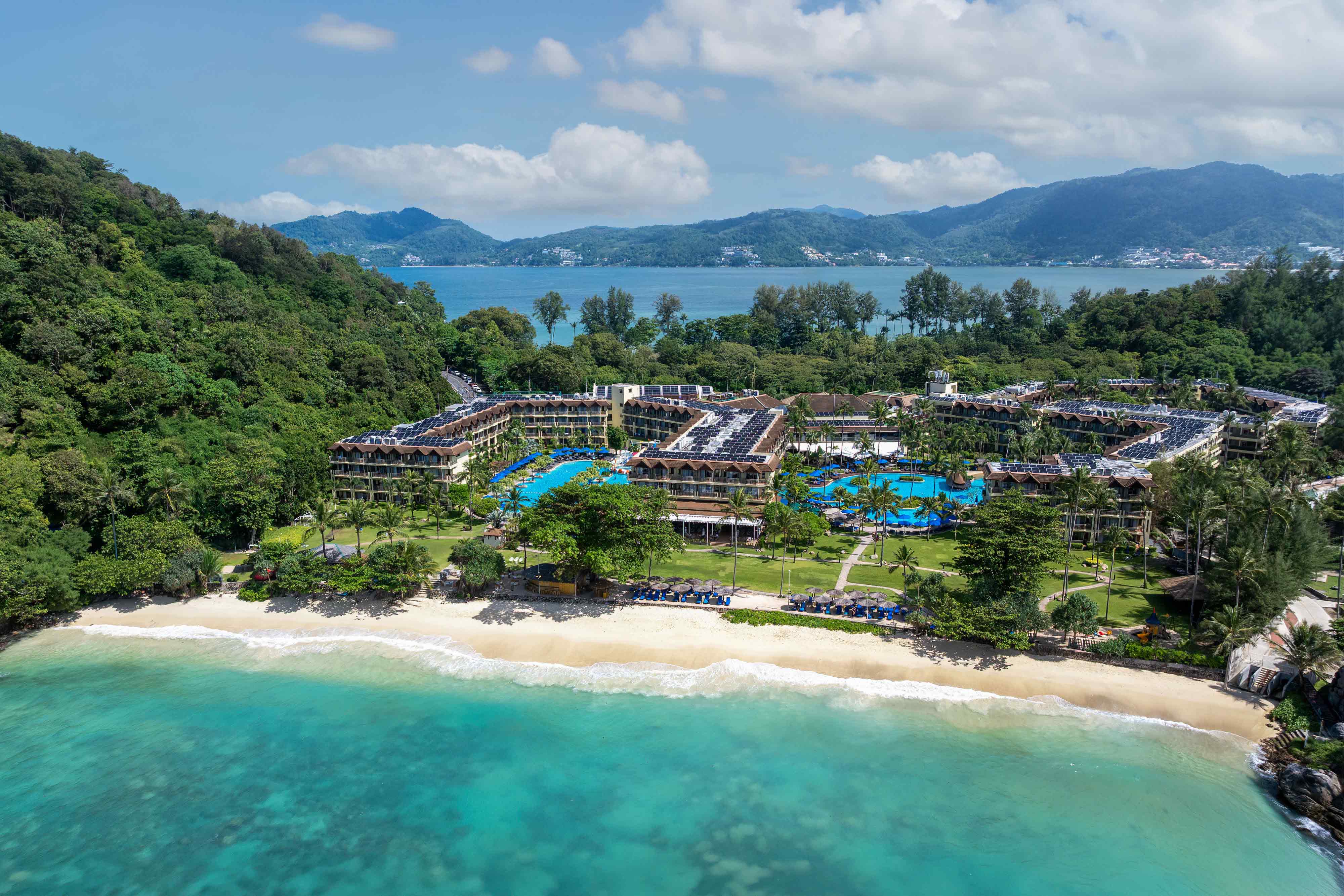 Phuket Marriott Resort & Spa, Merlin Beach
